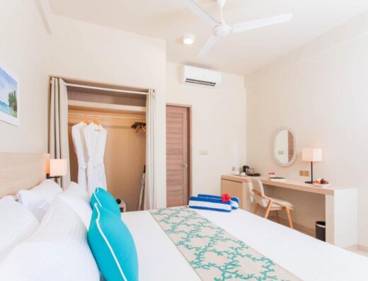 Malahini Kuda Bandos Resort