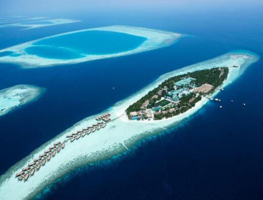 Vilamendhoo Island Resort & Spa