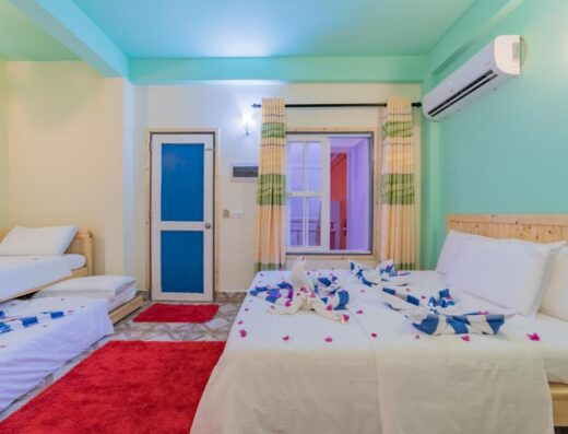 Olhumathi View Inn