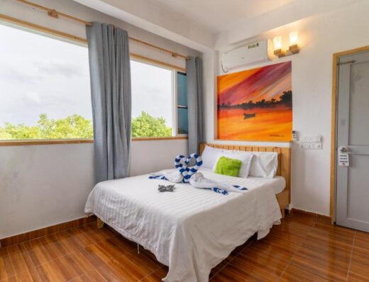Olhumathi View Inn